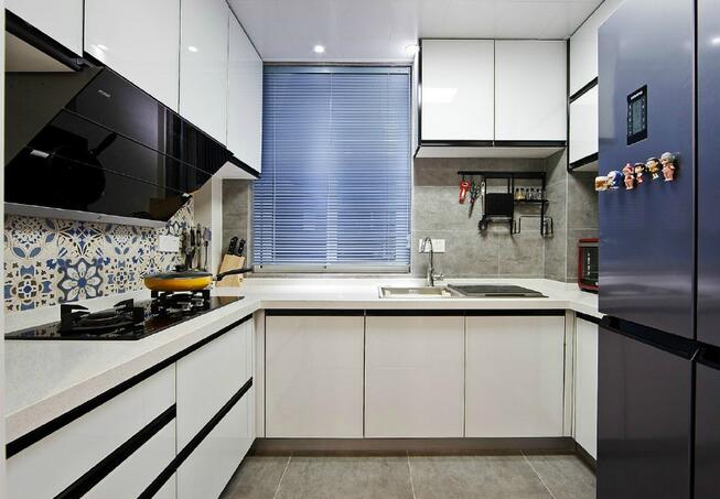 如何裝修一個(gè)合理又實(shí)用的廚房？